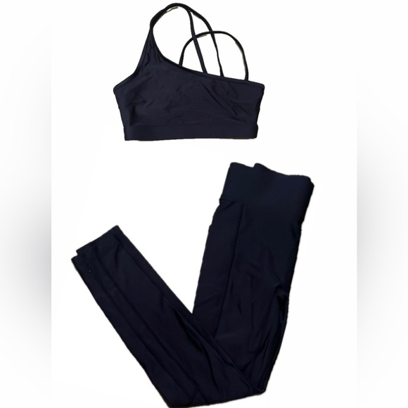 All Access Women’s Navy Workout Set - Leggings and Sports Bra Size: Small - Picture 1 of 9